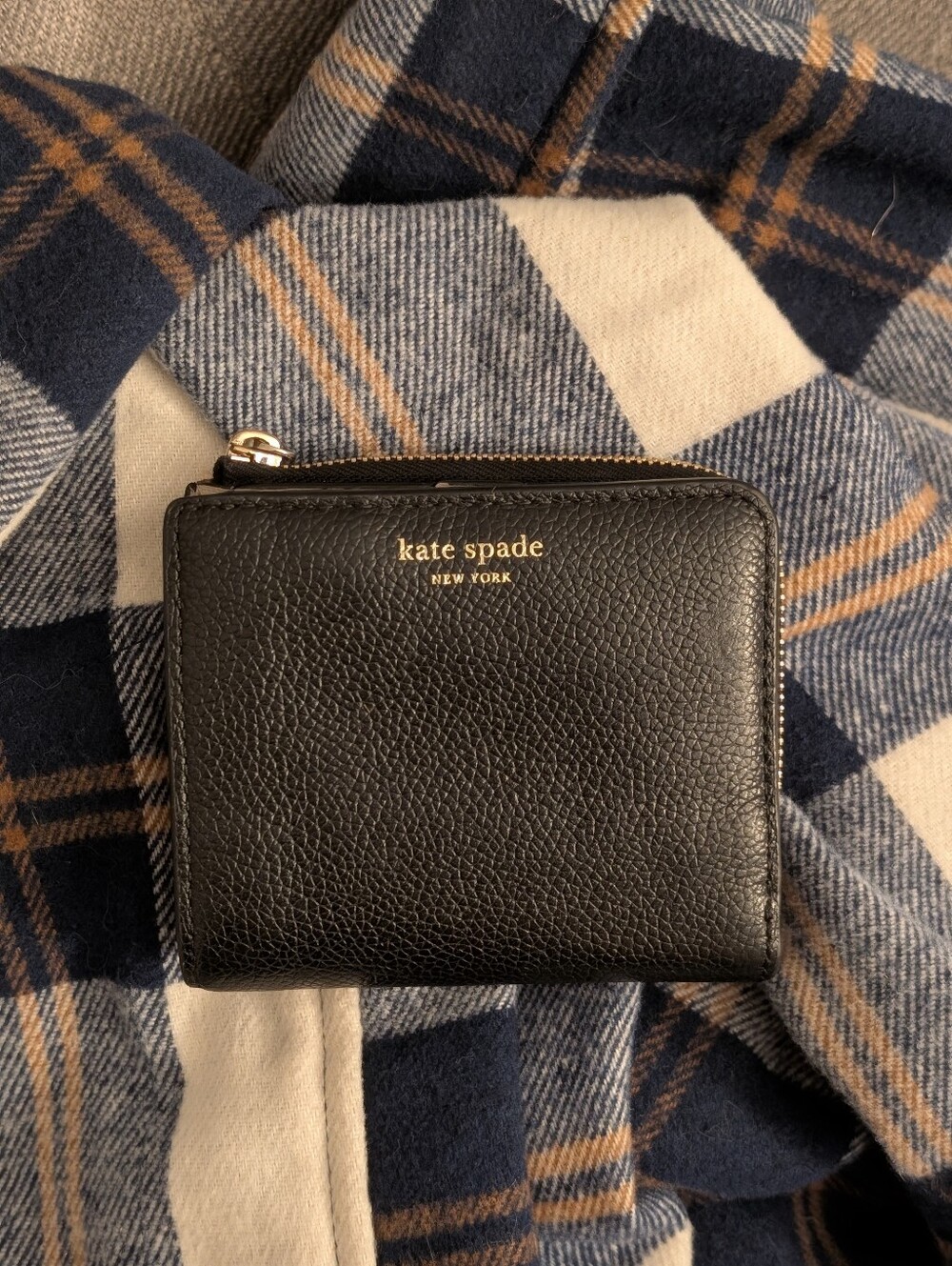 Kate Spade ♠️ Black Pebbled Leather Zip Wallet With Gold Accents